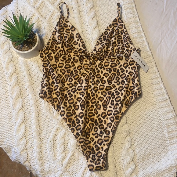 La Hearts Other - Pacsun bathing suit